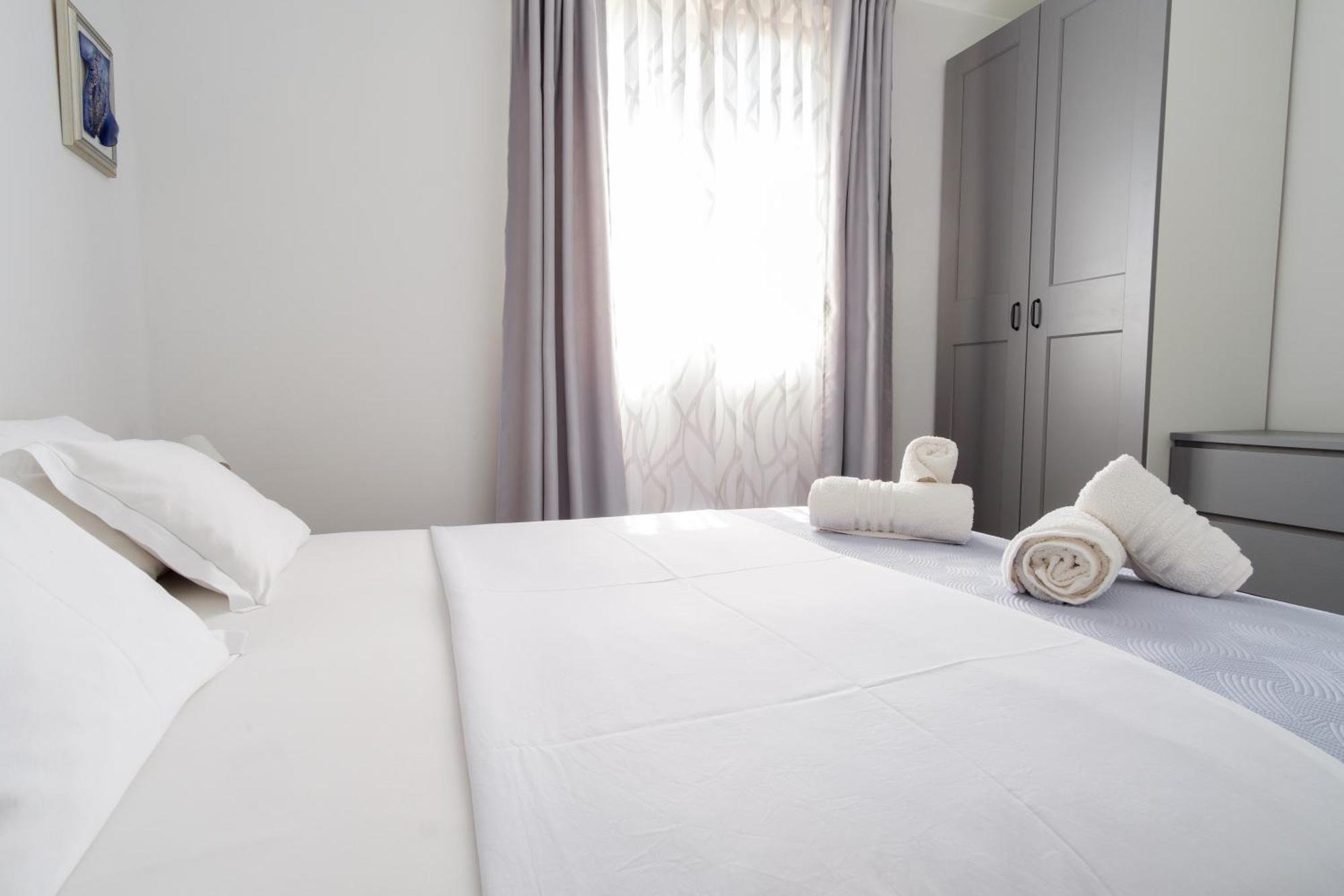 Apartments Grape Пировац Экстерьер фото